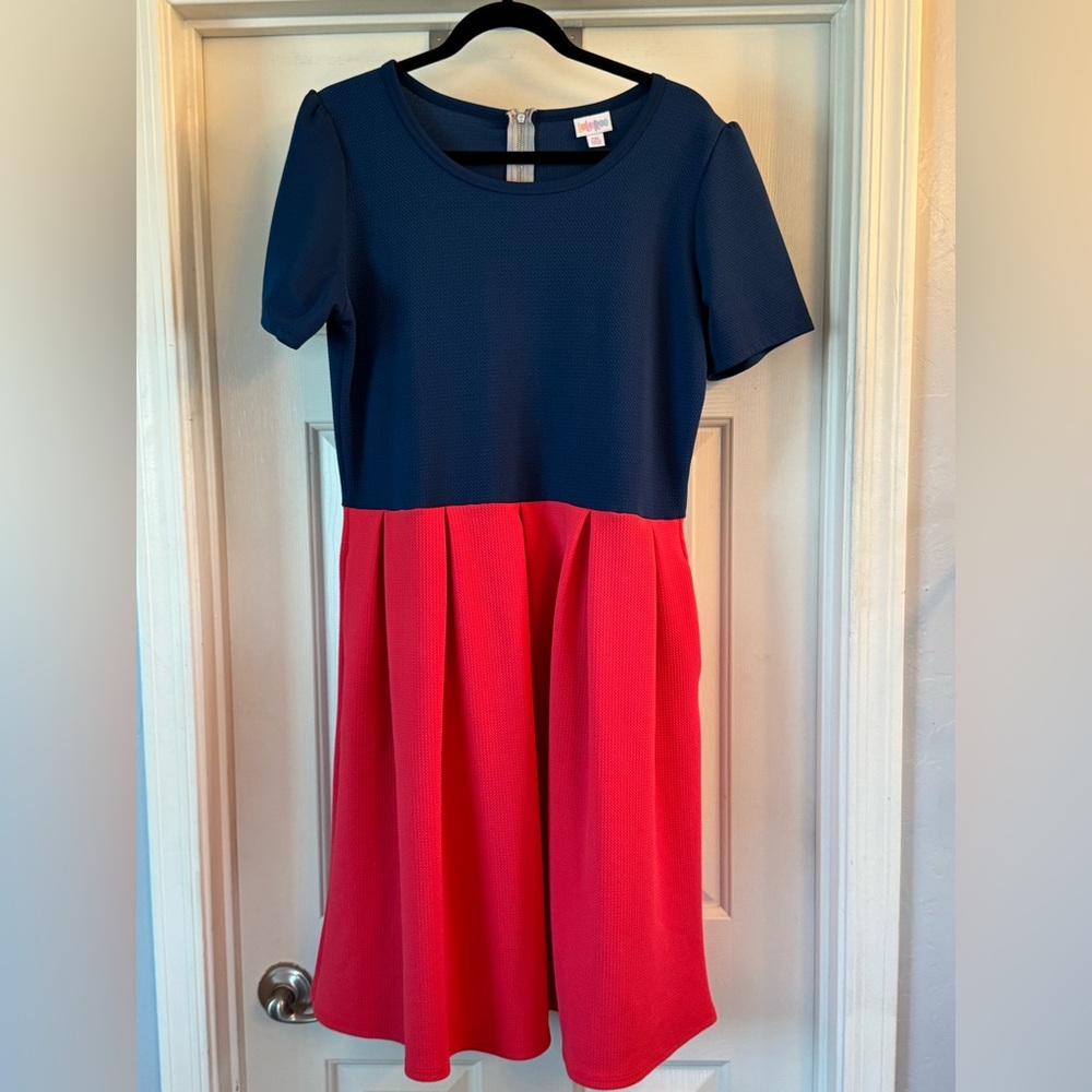 EUC LuLaRoe Amelia Dress